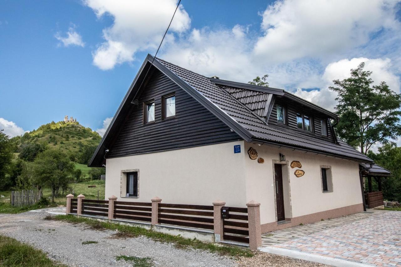 Apartmani Lara Modrus-Kuca Za Odmor ภายนอก รูปภาพ